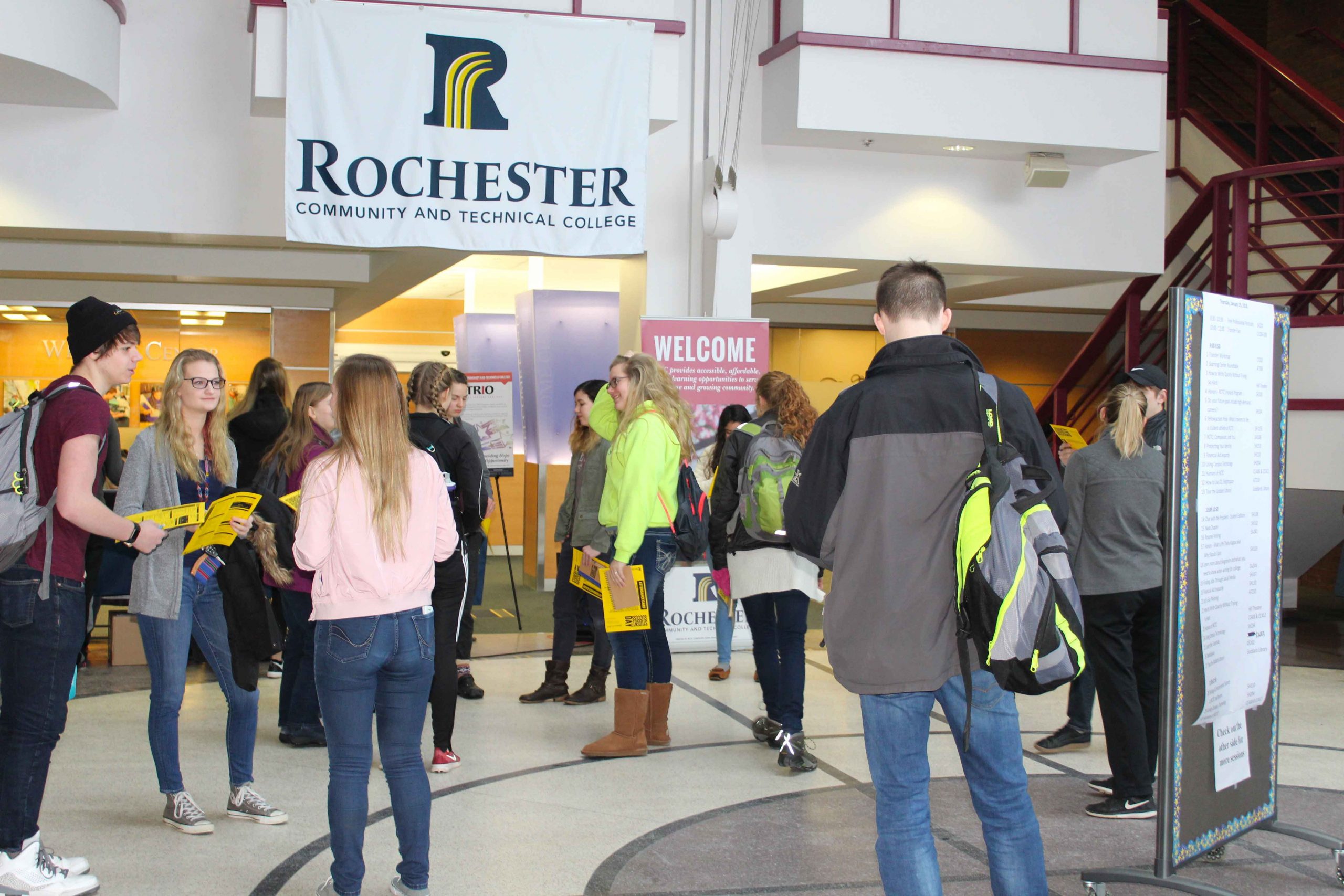 RCTC Students in Atrium